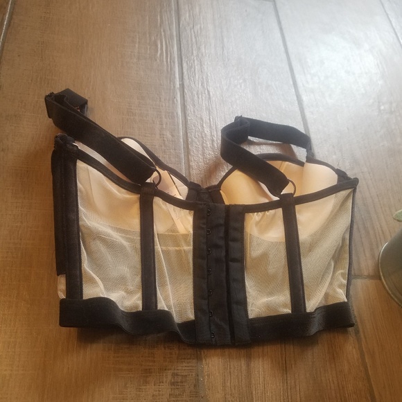 VS Lined Demi Floral applique lined demi Bra 32C - Picture 7 of 9